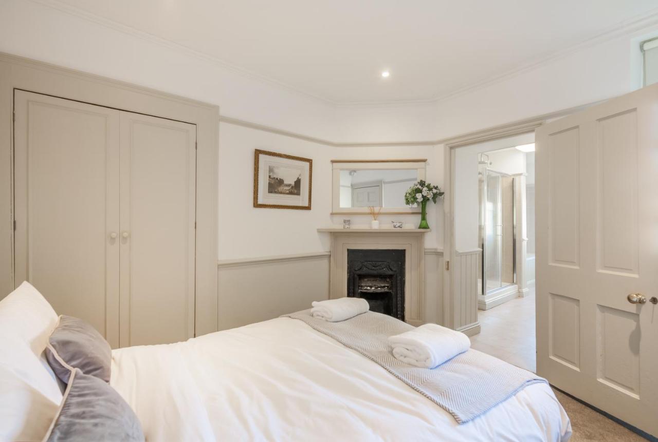 Centre Stunning House-roman Baths - 3min Walk - 4 Bedrooms * Bath