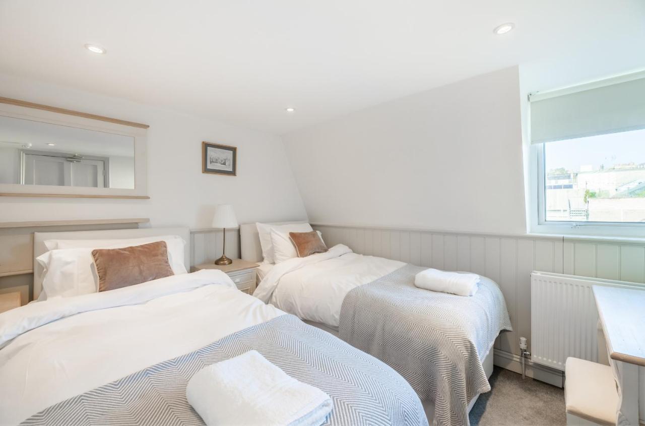 Apartment Centre Stunning House-roman Baths - 3min Walk - 4 Bedrooms Bath